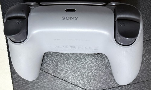 Sony PlayStation 5 DualSense Wireless Controller - 30th Anniversary Edition - Picture 4 of 4