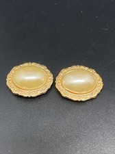 Vintage Faux Pearl Gold Tone Ladies Shoe Clip 3959 