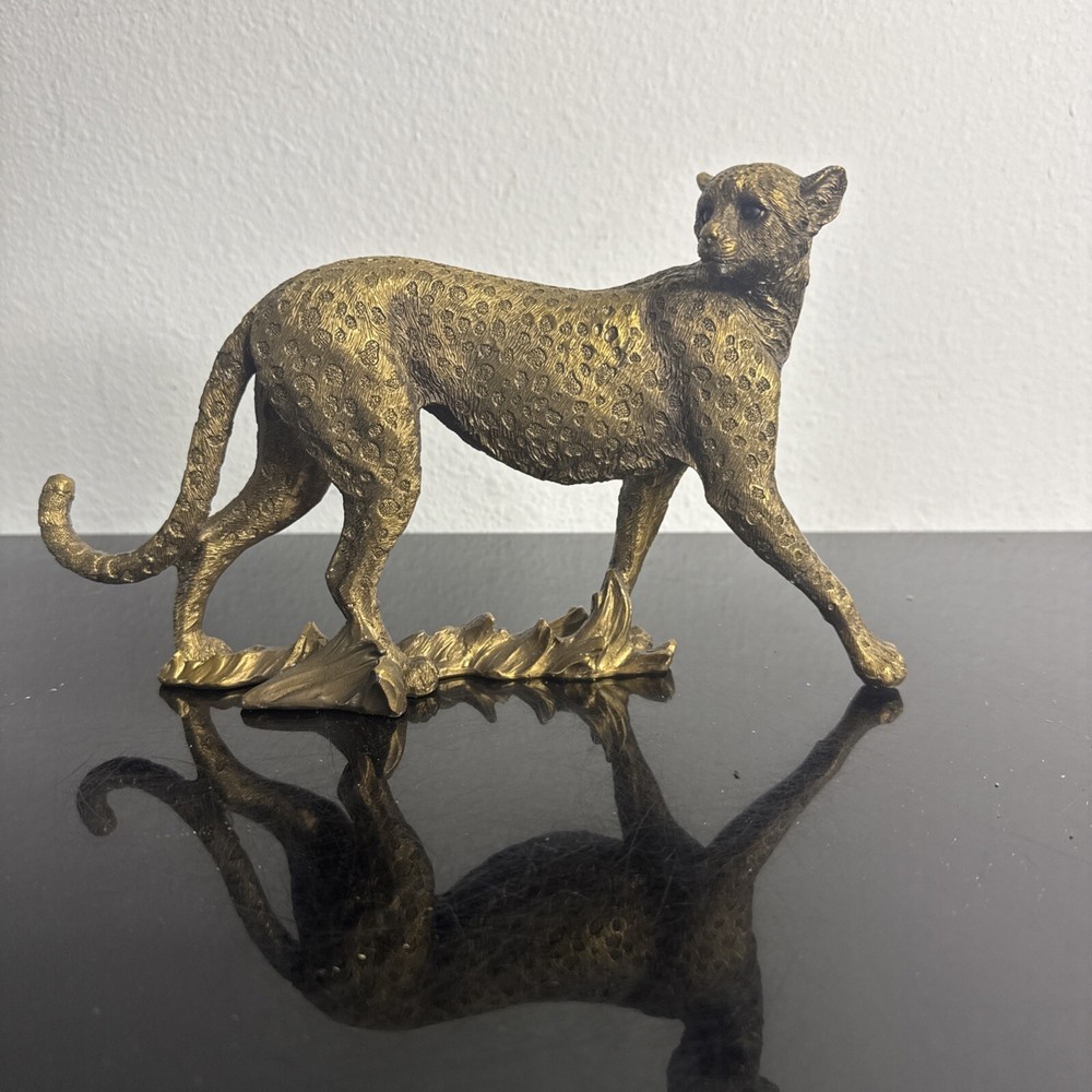 Retro Resin Cheetah Statue Figurine Panther Leopard Sculpture Home Office Table