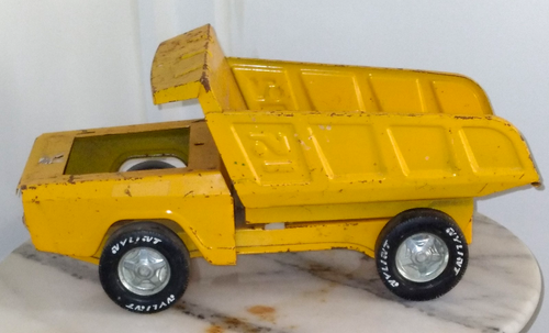 Vintage Nylint 400 Dump Truck Toy Yellow Construction Vehicle-Parts or Restore