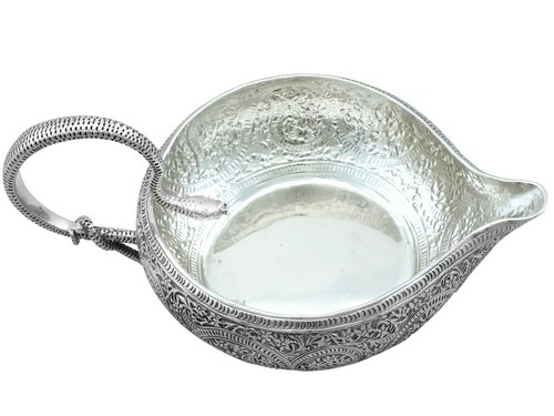 Antique Victorian Sterling Silver Cream Jug (1877) - Picture 3 of 12