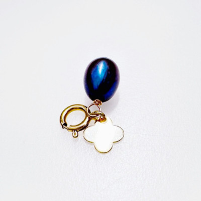 14K Massiv Gelbgold Mini Pfau Perle & Kleeblatt Charm Anhänger mit Federverschluss