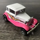 Vintage 1990 Matchbox Ford Model A No.55 Hot Rod White With Pink Fenders 1/64