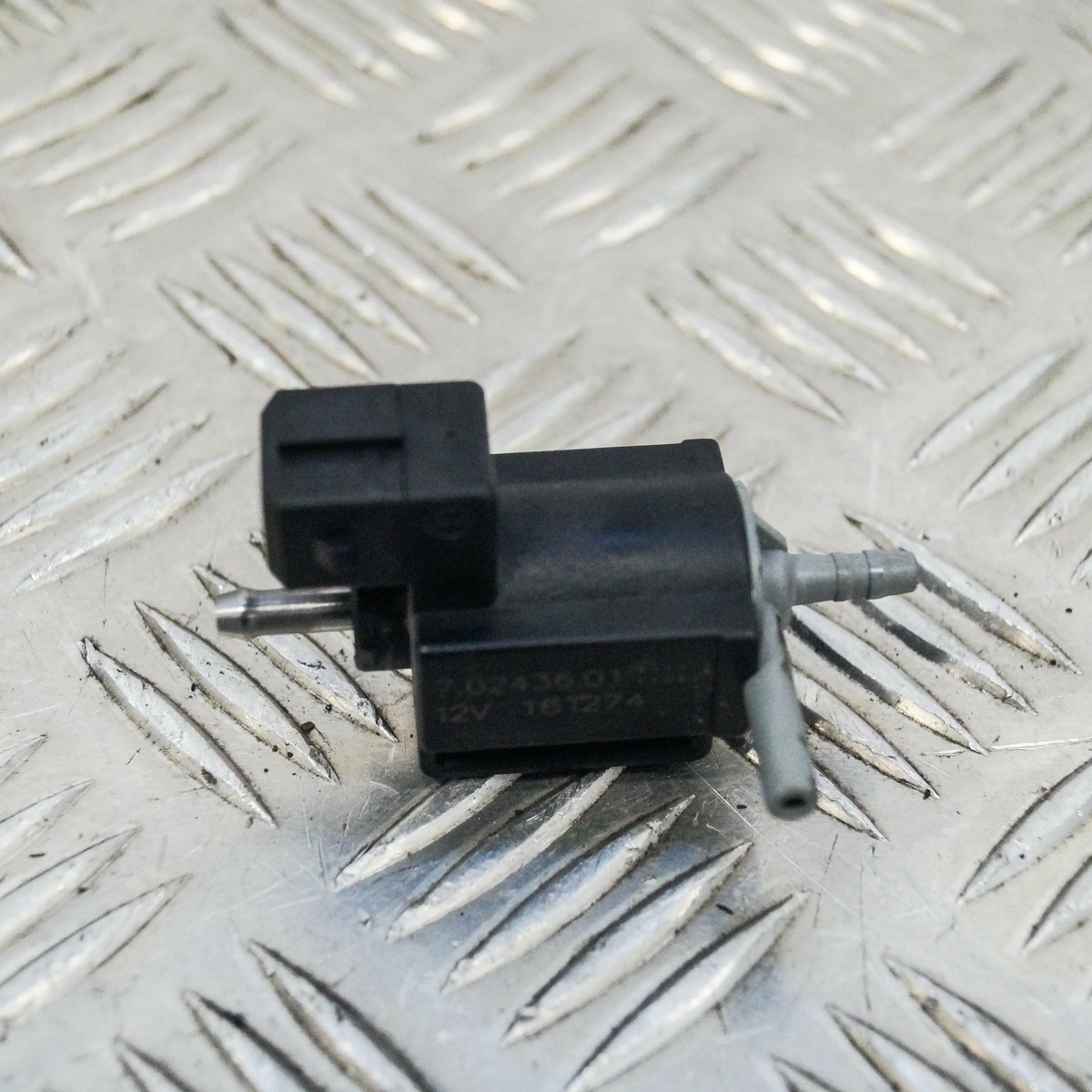 ＾＾ JAGUAR F-PACE Solenoid Valve X761 3.0 D 221kw 70243601 2017