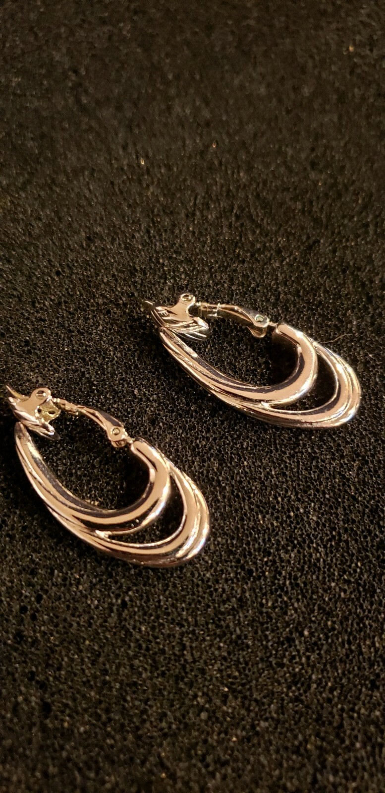 Monet Silver Colored Double Chunky Loop Clip On E… - image 6