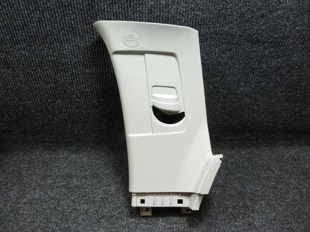 👍 2007-2013 TOYOTA TUNDRA CREW MAX RIGHT REAR C PILLAR SEAT BELT TRIM