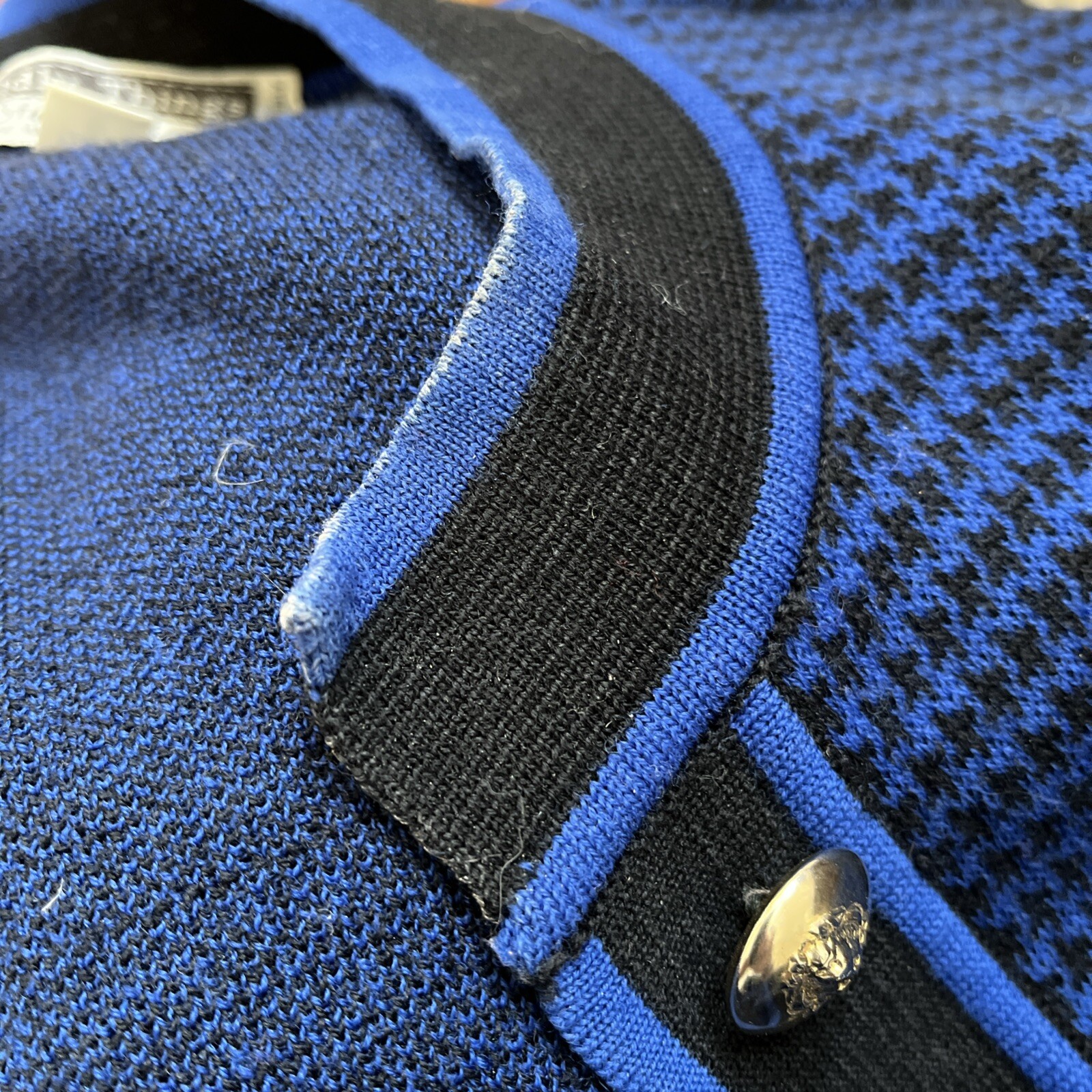 Worldly Things Vintage Wool Classic Cardigan Jack… - image 10