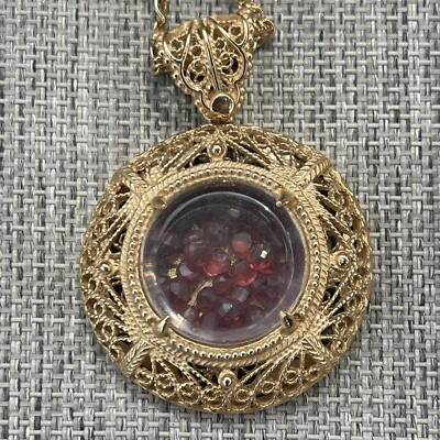 VTG Estate Ornate Gold Plated Amulet Pendant Necklace w Floating