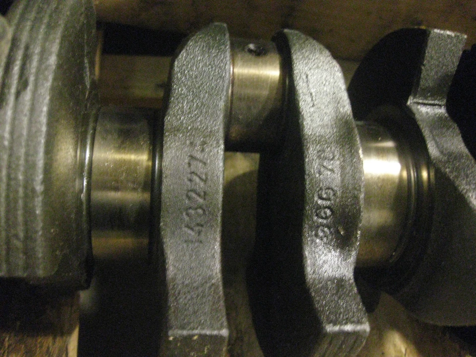 BMW 325 E46 2000 2,5 L cigüeñal OEM 323 325 Foto 3 de 4