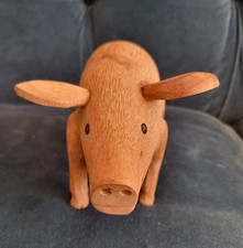 Small Smooth Wooden Cute Little Piggy Ornament In Good Condition