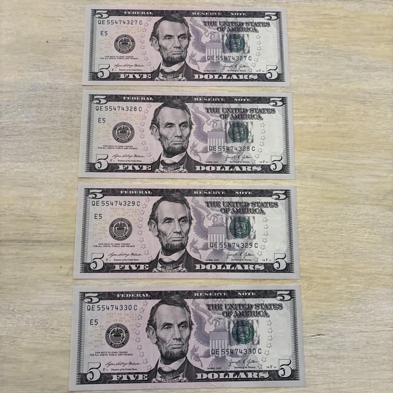 $5 Bills - 4 Uncirculated Five Dollar Bills In Sequential Order