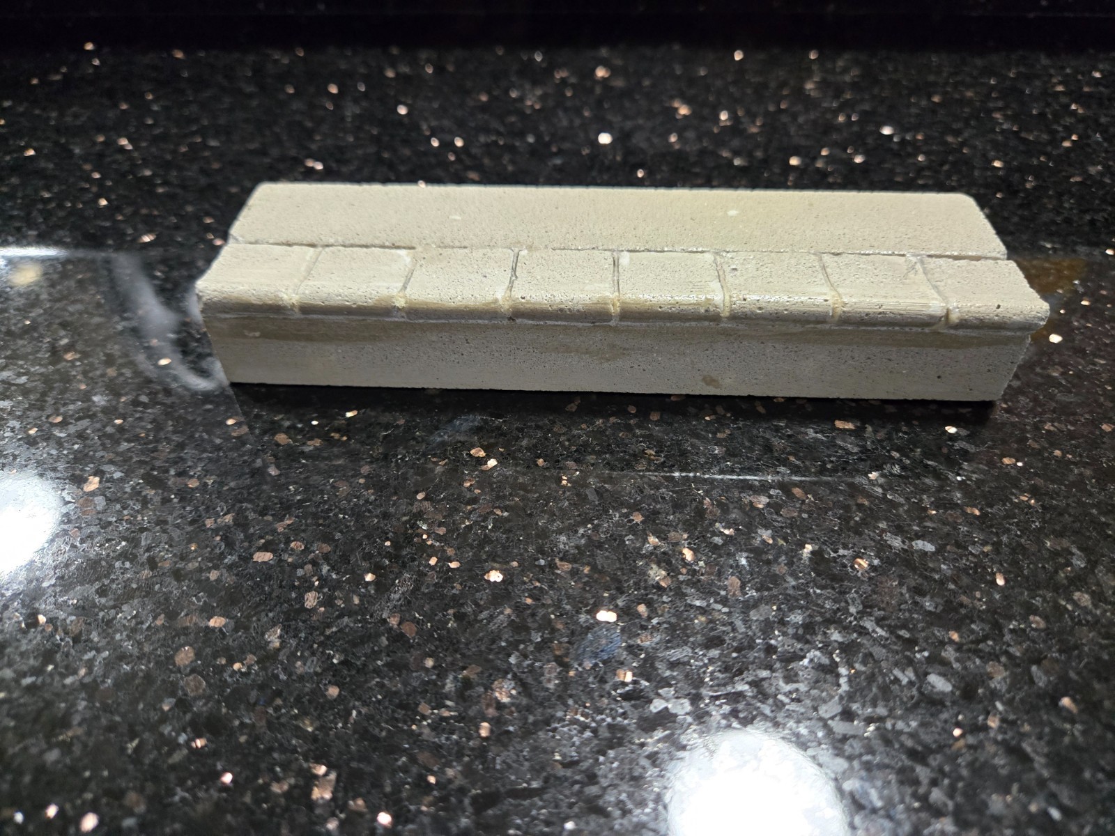 FATTFINGERS Fingerboard Ledge w/ Pool Coping and 7 inch FREE CURB