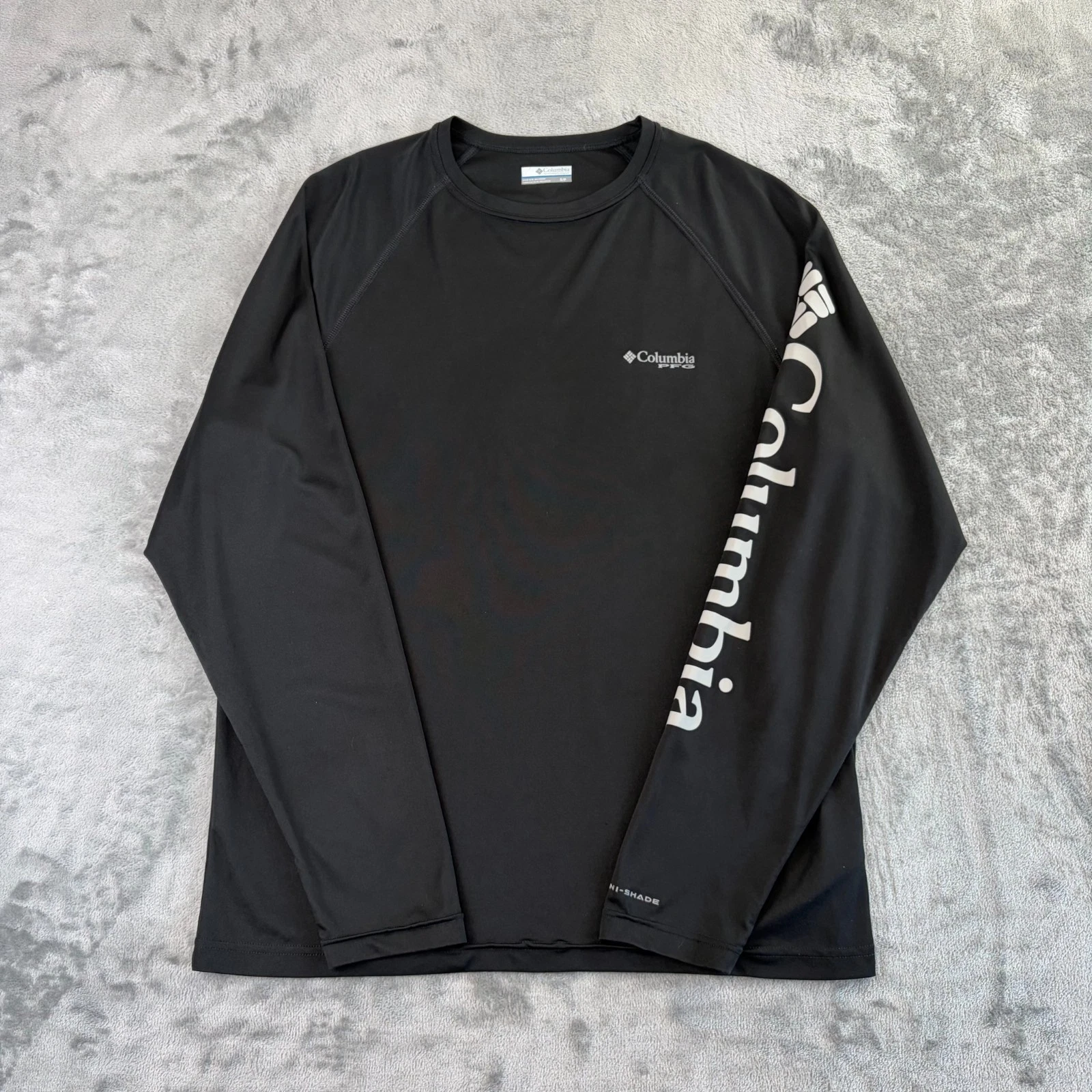 Columbia PFG Omni-Shade Fishing Shirt Black Spellout Sleeve Mens Small Sun Shirt
Opens in a new wind