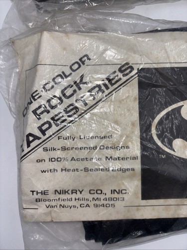 Vintage NOS 1989 Batman Tapestry - Nikry Novelties 44”x44” - Lot Of 2 - Picture 4 of 8