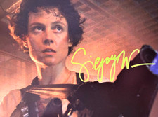 Sigourney Weaver (ALIEN: Ripley) Signed 8x10" Original Authentic Autograph w/COA