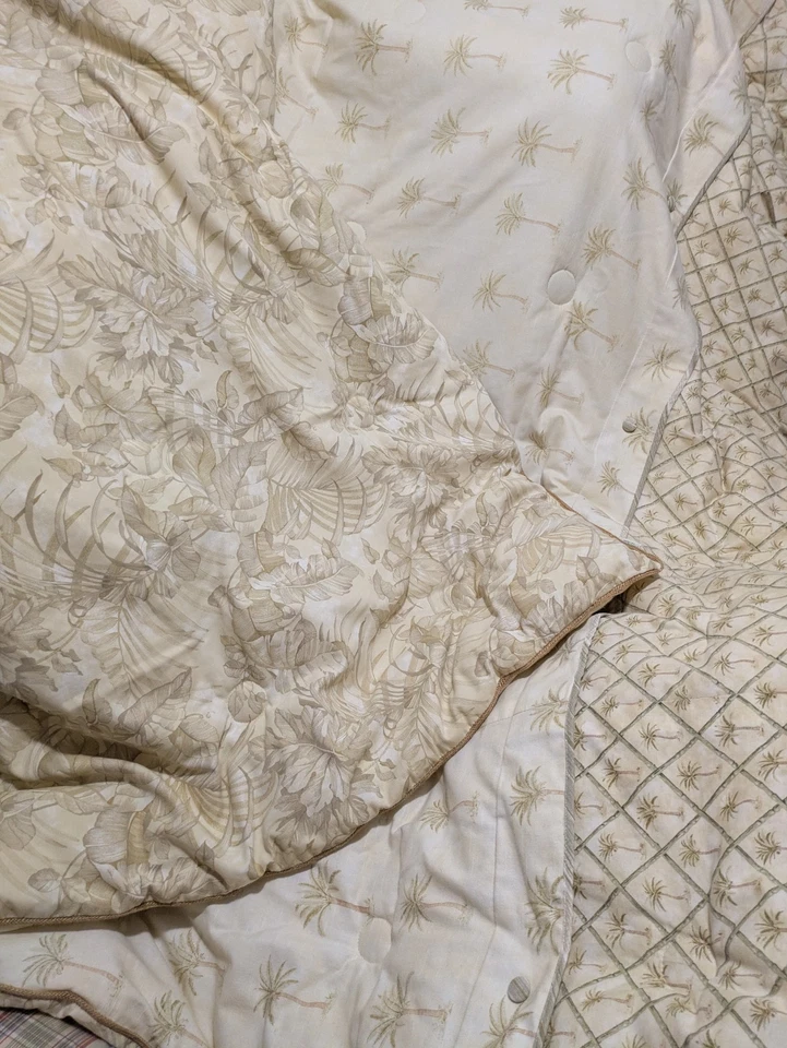 Waverly Tahiti Palm Tree Beige And Green Queen Size Comforter & 2 Shams - Image 3 of 4