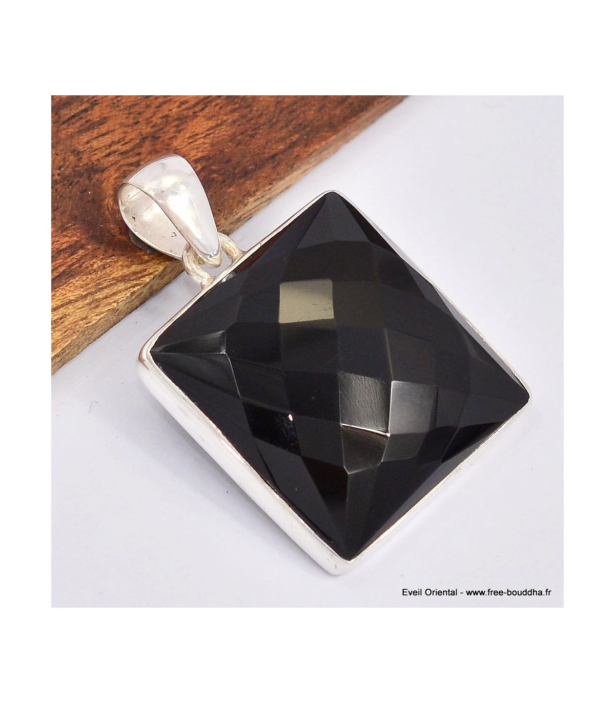 Pendentif carré en Onyx noir SK35.1 le grand bijou quotidien au style minimaliste