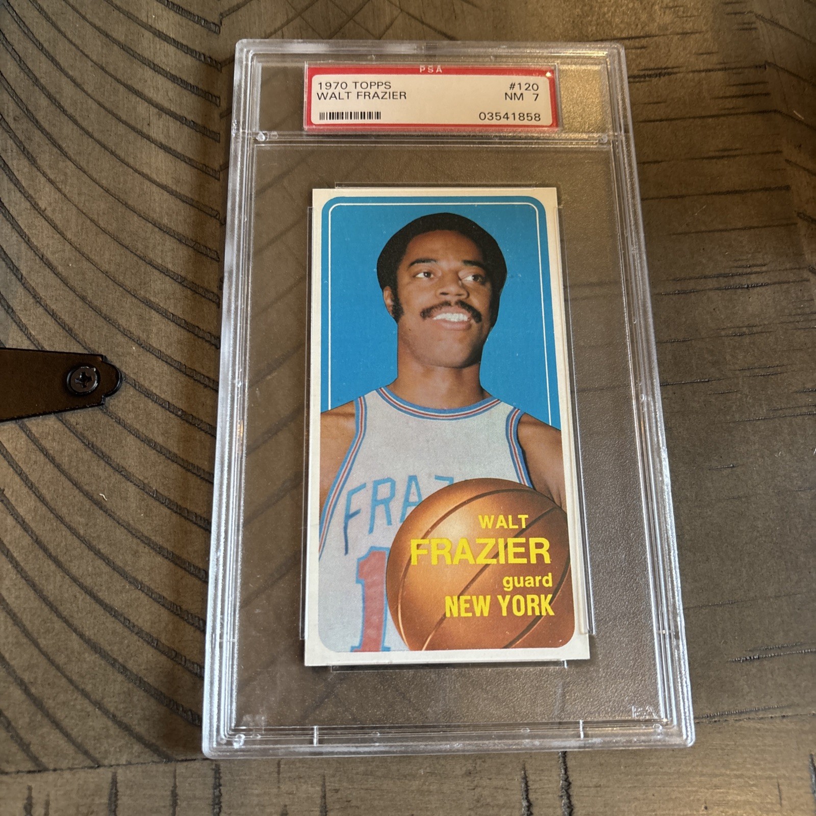 1970 Topps #120 Walt Frazier PSA 7 NM New York Knicks