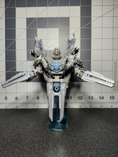 Complete  Transformers Studio Series 62 Deluxe Class Soundwave