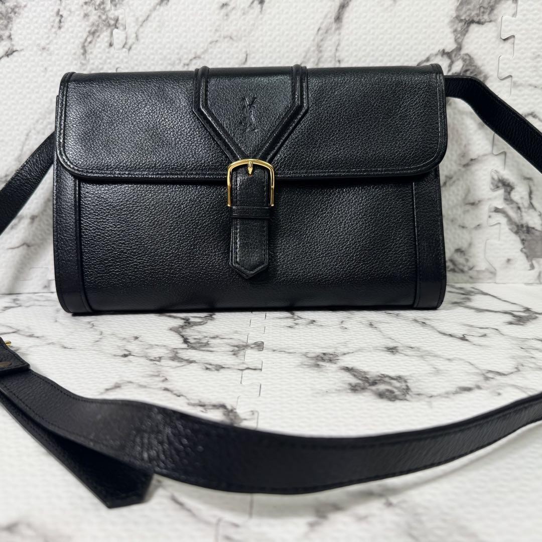 Borsa a tracolla Yves Saint Laurent ottime condizioni logo Cassandra emb