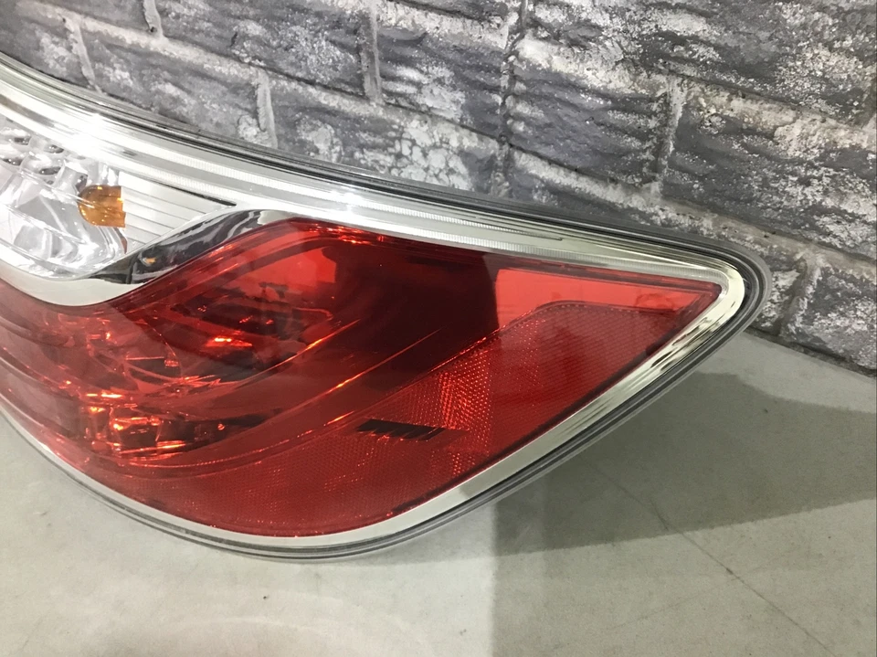 Luz trasera derecha (lado del pasajero) OEM, completa para Mazda CX-9 CX9 2010 2011 2012, Foto 2 de 4