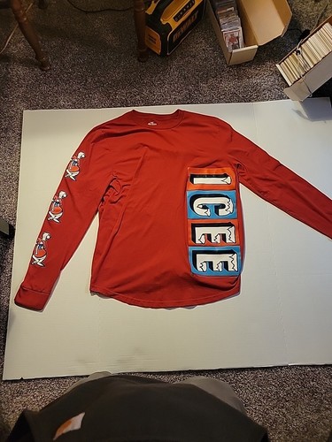 Classic Hollister Icee Long Sleeve Shirt. Sharp!!