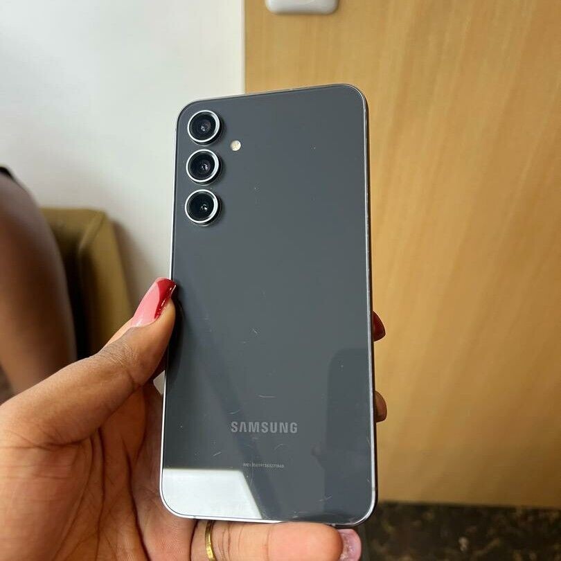 Samsung Galaxy S23 FE - 128 GB - Graphite (Unlocked) for sale