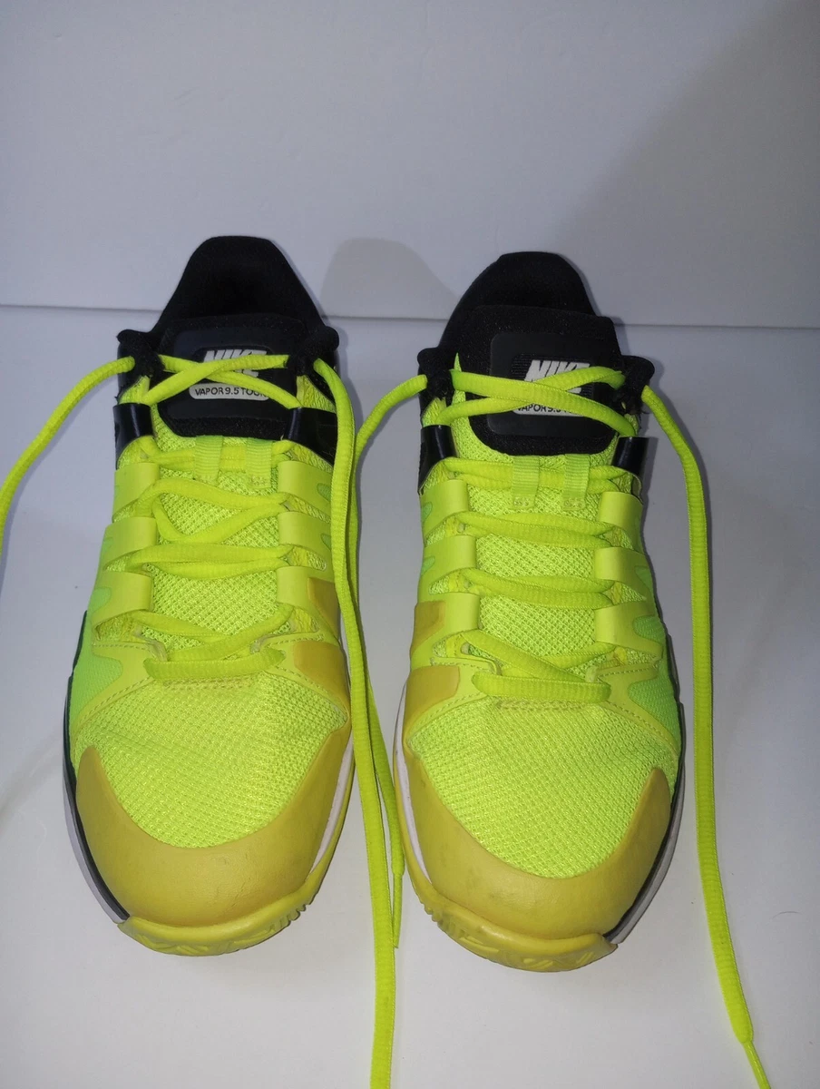 Nike Zoom Vapor 9.5 Tour, Yellow. 631475-700 Size 6 Tennis Shoes