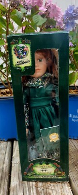 Anne of Green Gables Porcelain Doll  Heritage Edition Avonlea Traditions NIB
