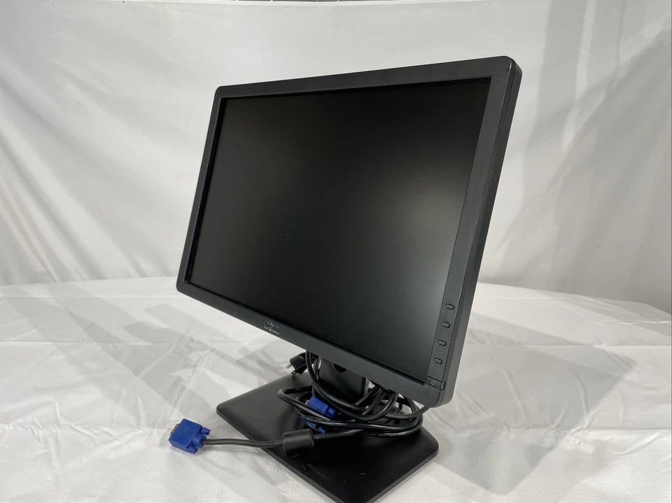 Dell 19" LED LCD 1440 x 900 Professional Monitor VGA DVI 60hz P1913b, Very good - Image 2 of 4