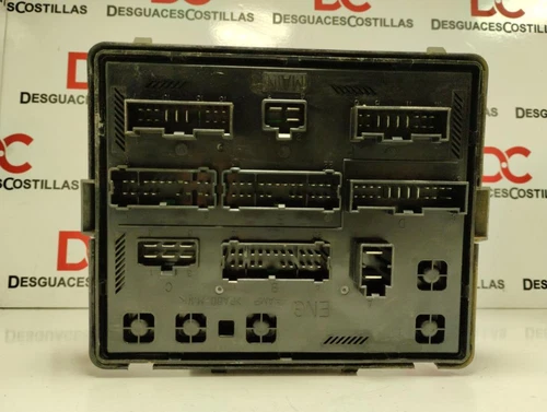 8441006020 Caja Reles/Fusibles para SSANGYONG REXTON 270 Xdi Limited 2004 149552 - Imagen 2 de 2