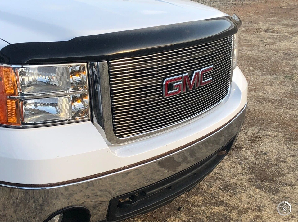 Верхняя вставка решетки GrillCraft GMC2028-BAO серии BG подходит для GMC Sierra 2007-2009 годов выпуска - Изображение 2 из 4