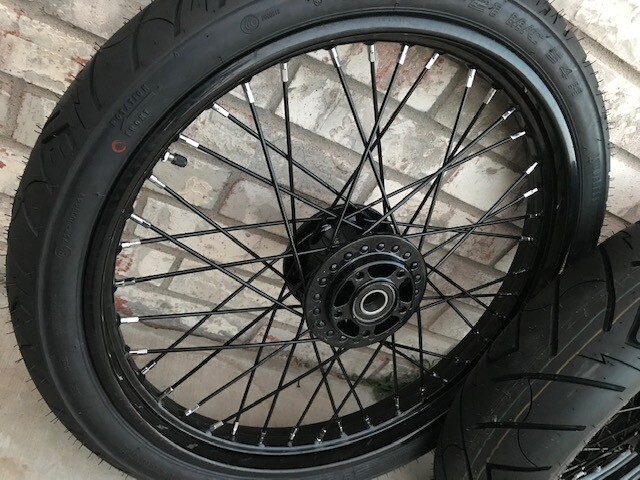 ハーレーXL1200nスポークホイール ブラックリム2008年F Rセット s-l1200.jpg
