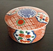 TAKAHASHI IMARI Round Porcelain TRINKET BOX with Lid San Francisco 3.25”