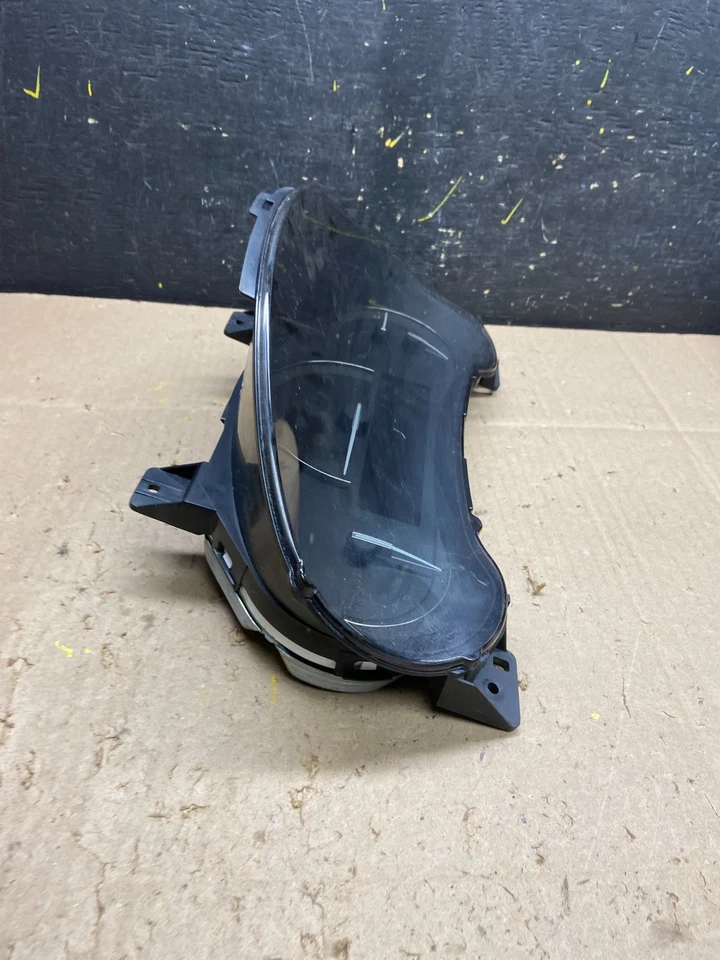 Cadillac XTS 2019 velocímetro cuadro de instrumentos indicadores OEM U4981 DG Foto 3 de 4