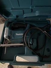 Makita 4329K Jig Saw w/ Case – Lightly Used – Variable Speed Orbital Jigsaw