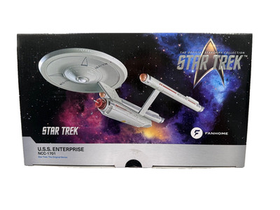 Star Trek Fanhome USS Enterprise NCC-1701 X/L Model and Magazine