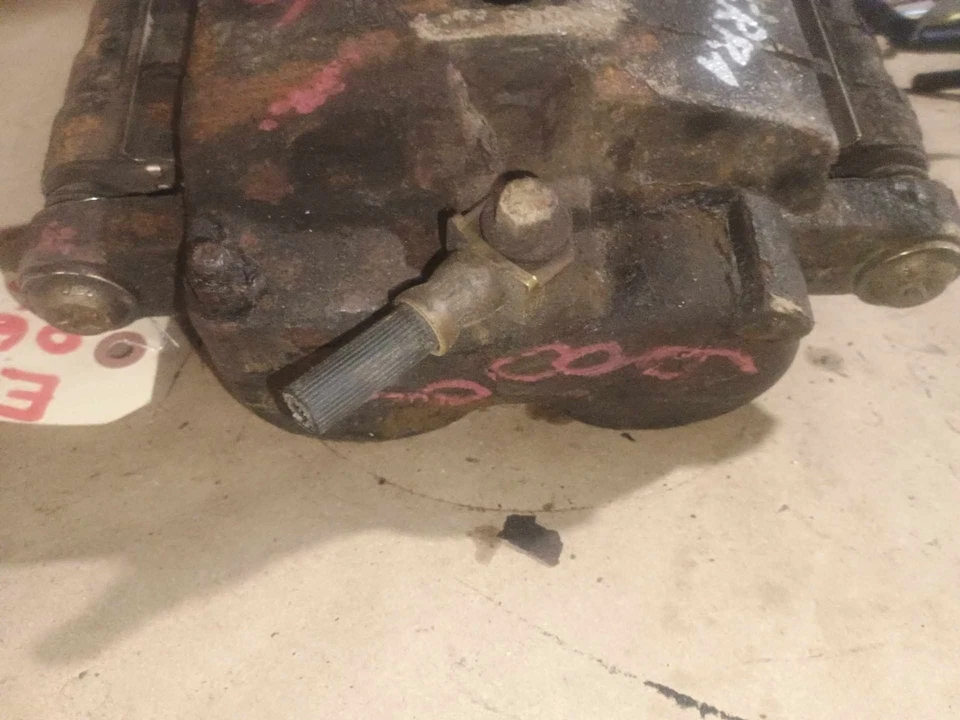 02-07 SIERRA DENALI 03-09 HUMMER PINZA FRENO DELANTERO PASAJERO TRASERO DERECHO OEM Foto 2 de 4