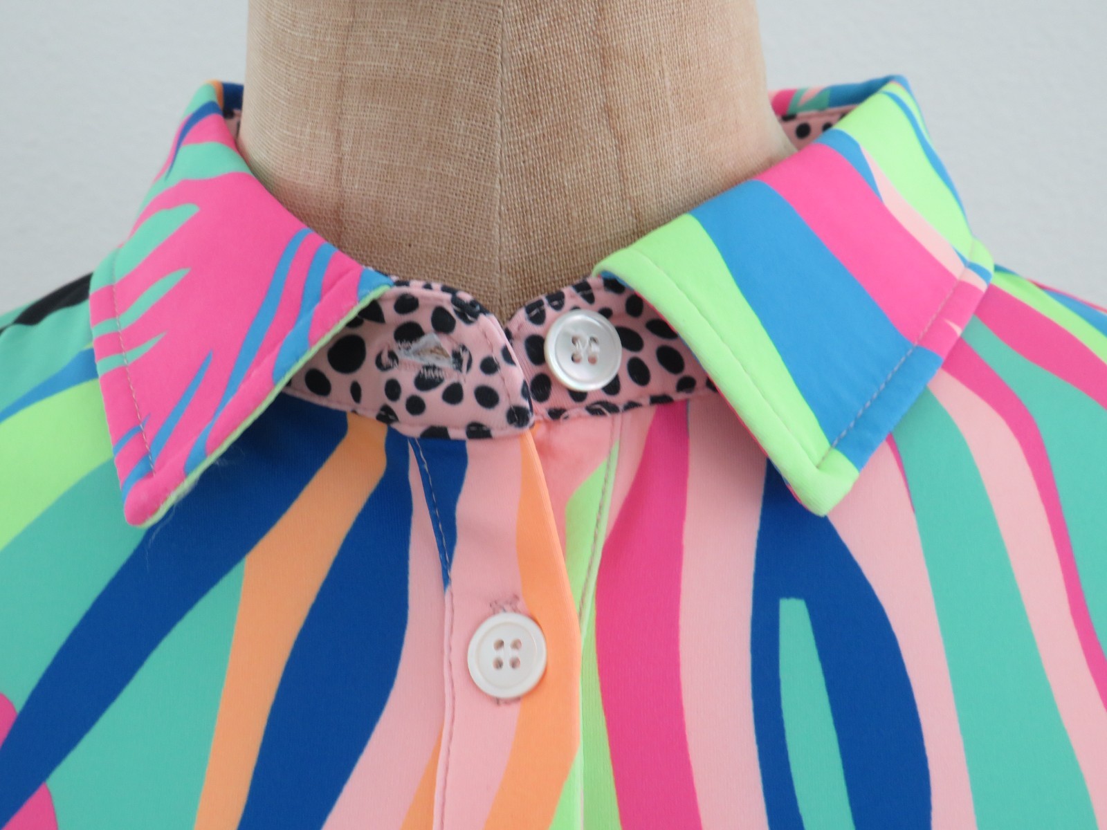 Sunday Swagger tank top Shirt XL NWT  jersey button v neck Colorful Neon Golf