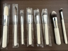 MORPHEXJaclyn Hill Powder Foundation Highligh...