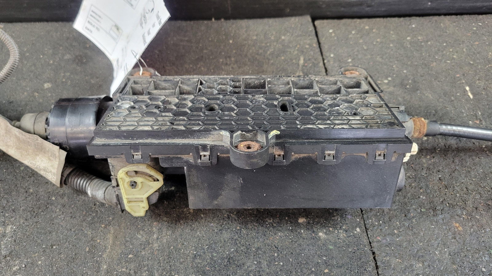 2014 MASERATI GHIBLI REAR ELECTRONIC PARKING BRAKE ACTUATOR ASSEMBLY