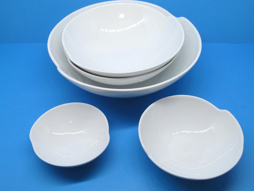 Pottery Barn 5 Star White Porcelain Bowls Set of 5 Excellent - Picture 3 of 8