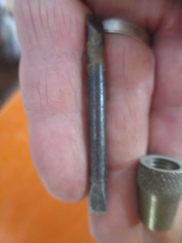 collection outils anciens : tournevis en laiton et fer à embouts changeables - Photo 4/4