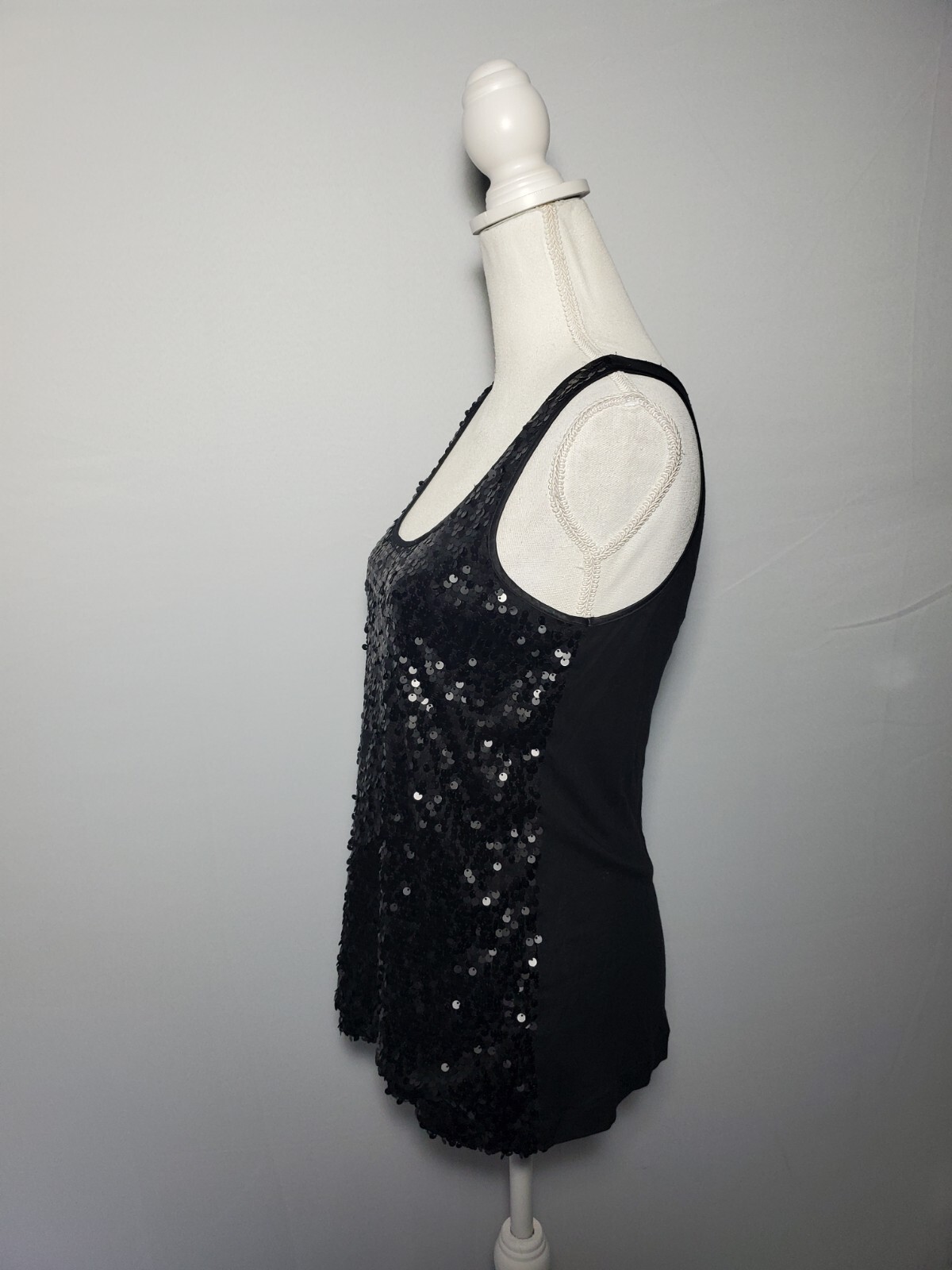 Express Solid Black Sequined Front Scoop Neck Tan… - image 6