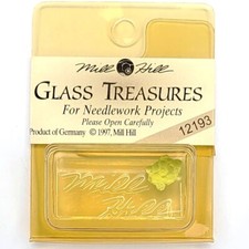 Mill Hill Crystal Treasures 12190 4 Petal Flower Matte Autumn Topaz