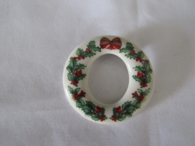 Spode Pin SPODE PORCELAIN HOLIDAY WREATH PIN | eBay
