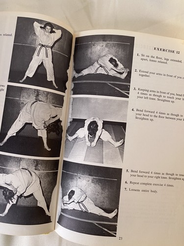 Judo for Women Manual of Self-Defense by Ruth Horan 1965 1st Edition with Photos - Bild 9 von 15