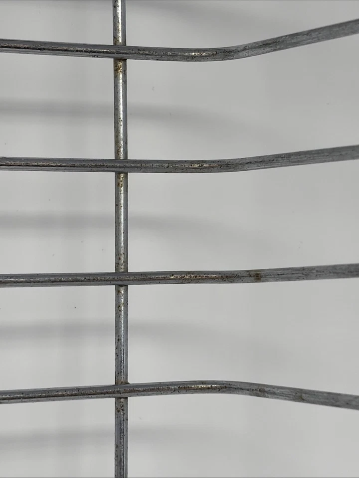 Estante para platos de metal de acero inoxidable 17,5”x 14” leer descripción Foto 2 de 4