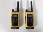 MOTOROLA TALKABOUT T402 SET OF 2 WALKIE TALKIE - WORK GREAT - NO BATTERIES -