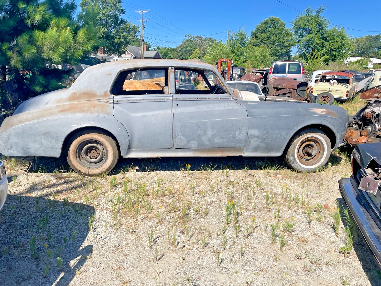 ROLLS ROYCE SILVER CLOUD BENTLEY SWITCH. LARGEST 1946-1965 INVENTORY ON EARTH